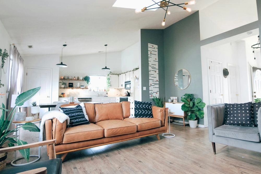 Investir dans l’immobilier en octobre 2025 : anticiper risques et bien garantir votre bien