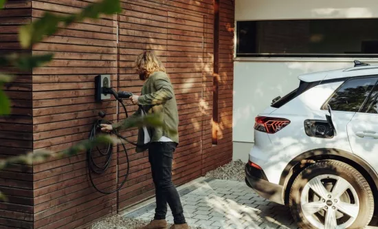 Bornes de recharge électrique à domicile : êtes-vous bien couvert par votre assurance habitation ?